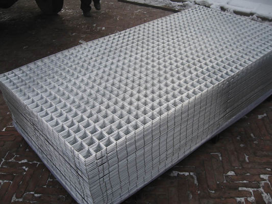 15 * 15 Cm 용접 된 와이어 메시 패널 건설용 저탄소 강철